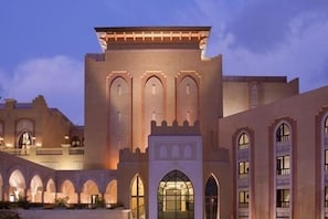 Exterior - Shangri la Hotel Qaryat Al Beri Abu Dhabi (Abu Dhabi)