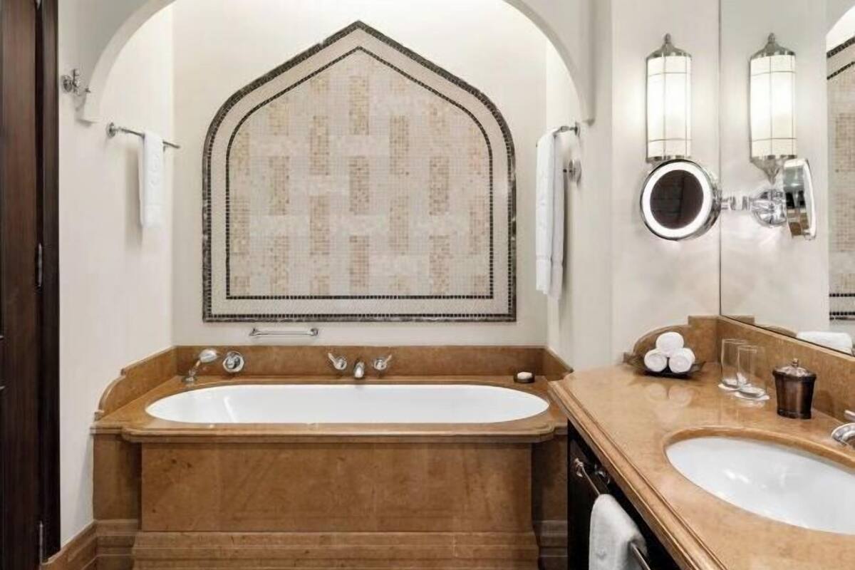 Cribs/infant beds, WiFi