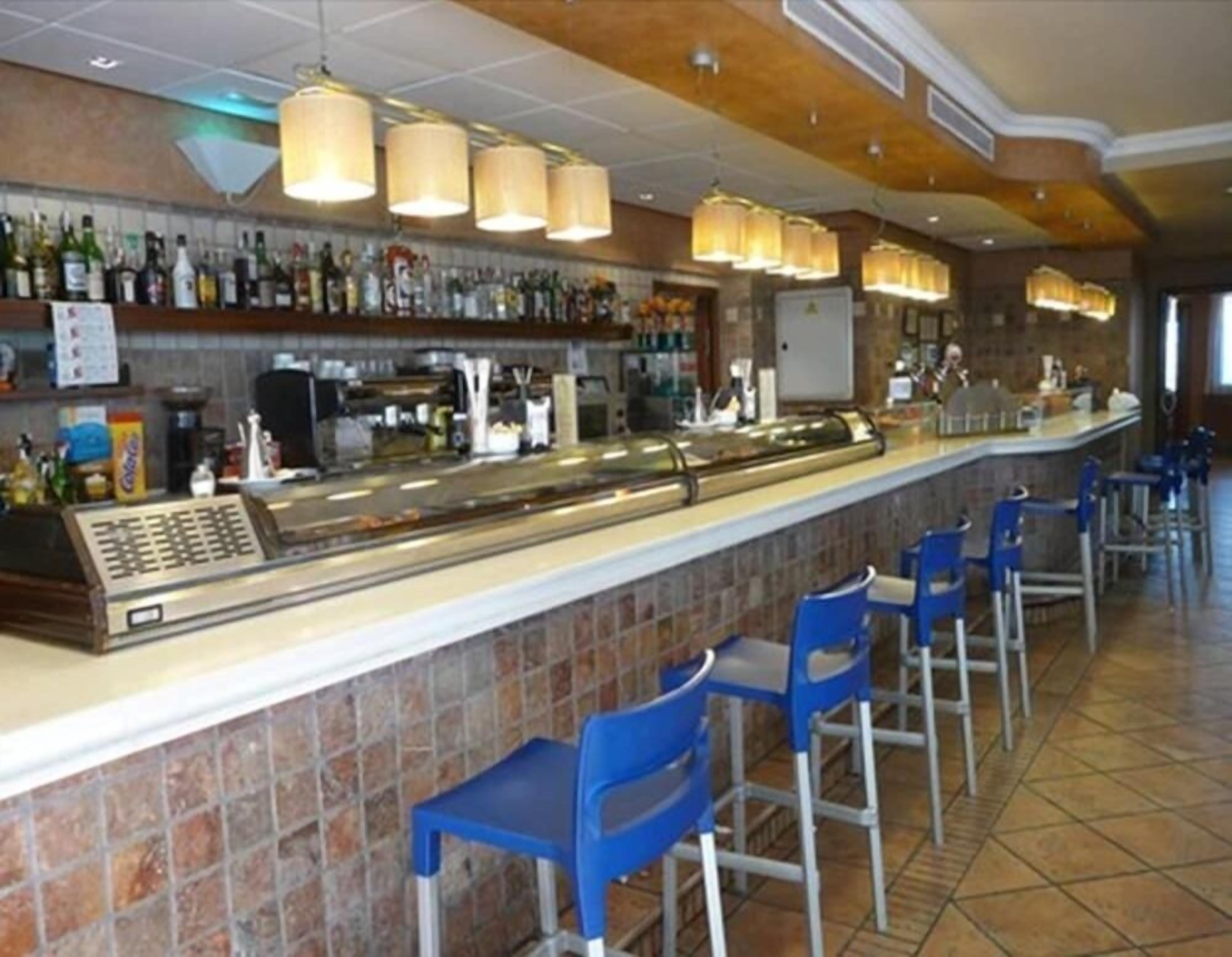 Bar (en el alojamiento)