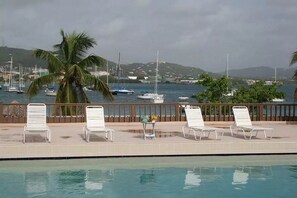 Outdoor pool - Hotel on the Cay (Christiansted)