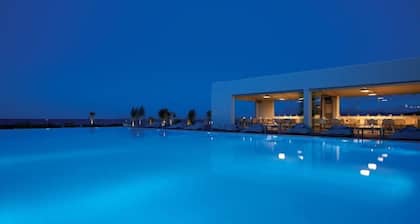 Thalatta Seaside Hotel