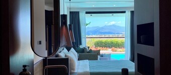 Thalatta Seaside Hotel