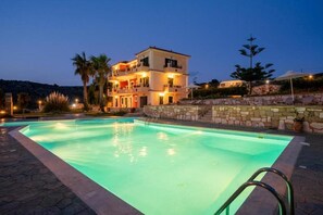 Piscina a l'aire lliure 