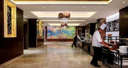 Grand Mercure Vadodara Surya Palace