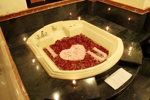 Bathroom - Gajahmada Graha (Malang)