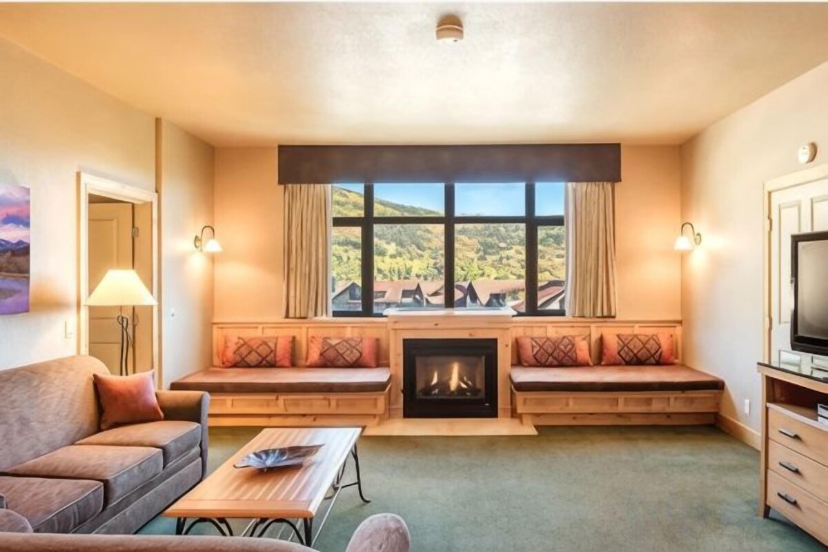 2 Bedroom/2 Queen/ 2 Bath Condo