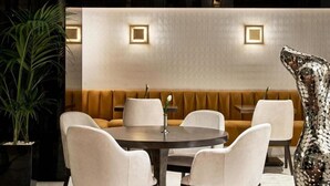 Dining - Bellevue On The Beach Suites (Rhodes)