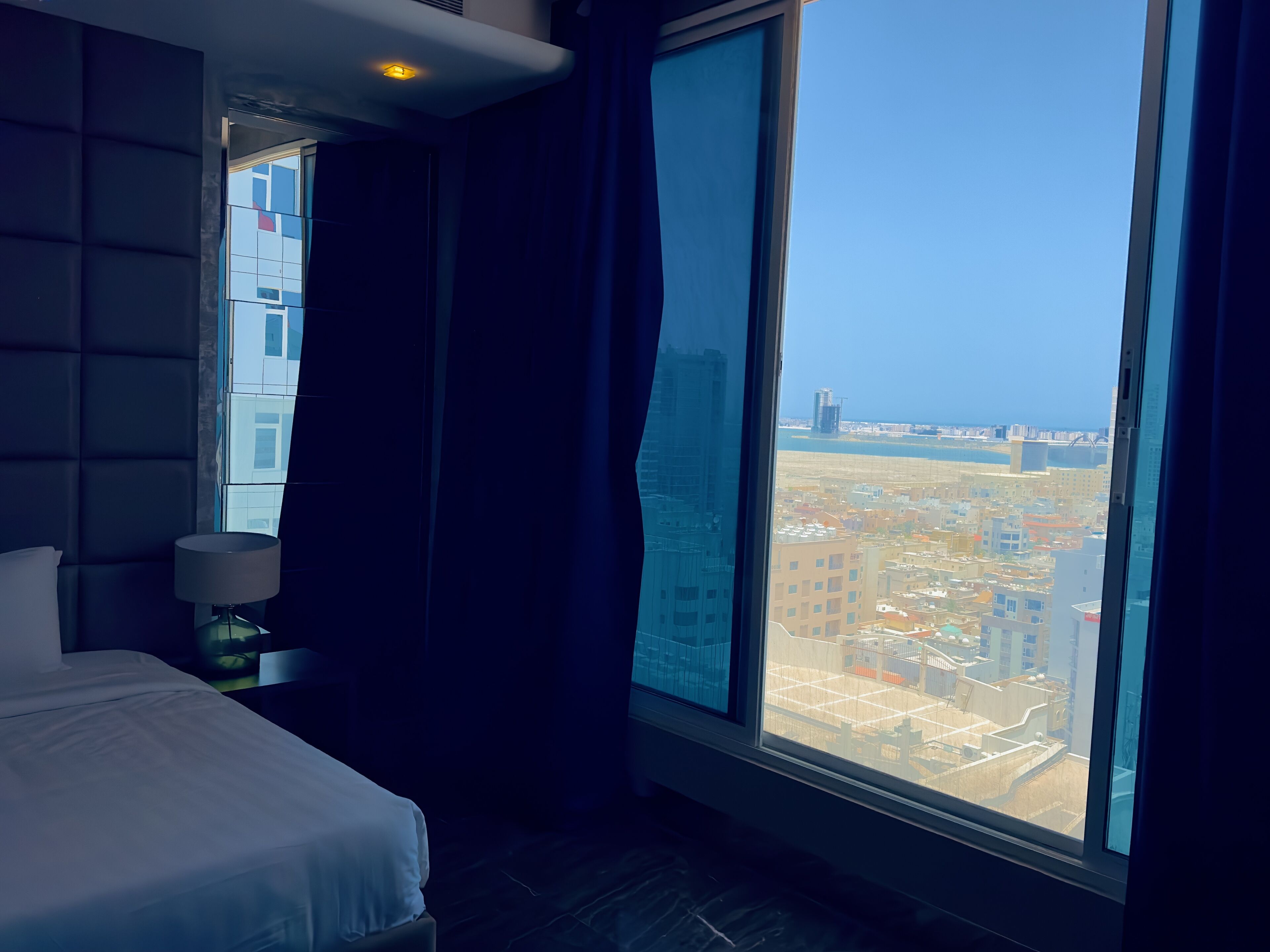 全景开间套房, 1 张特大床, 海洋景观 | 沙滩/海景