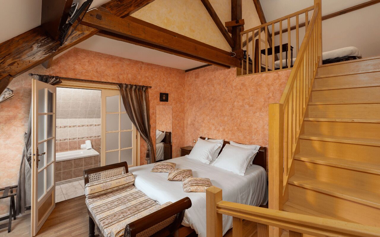 Basic Quadruple Room | In-room safe, blackout drapes, soundproofing, free WiFi