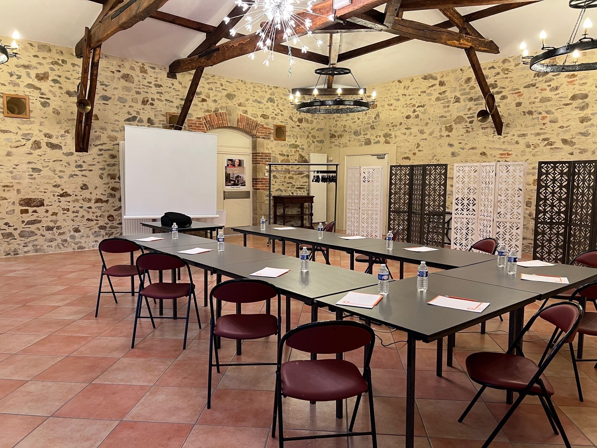 Meeting facility