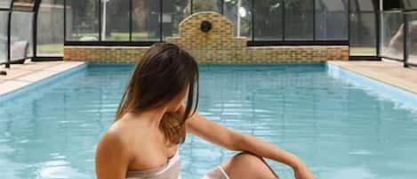 Indoor pool, seasonal outdoor pool, pool loungers