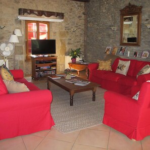 Lobby sitting area - Les Magnolias Hôtel (Plaisance)