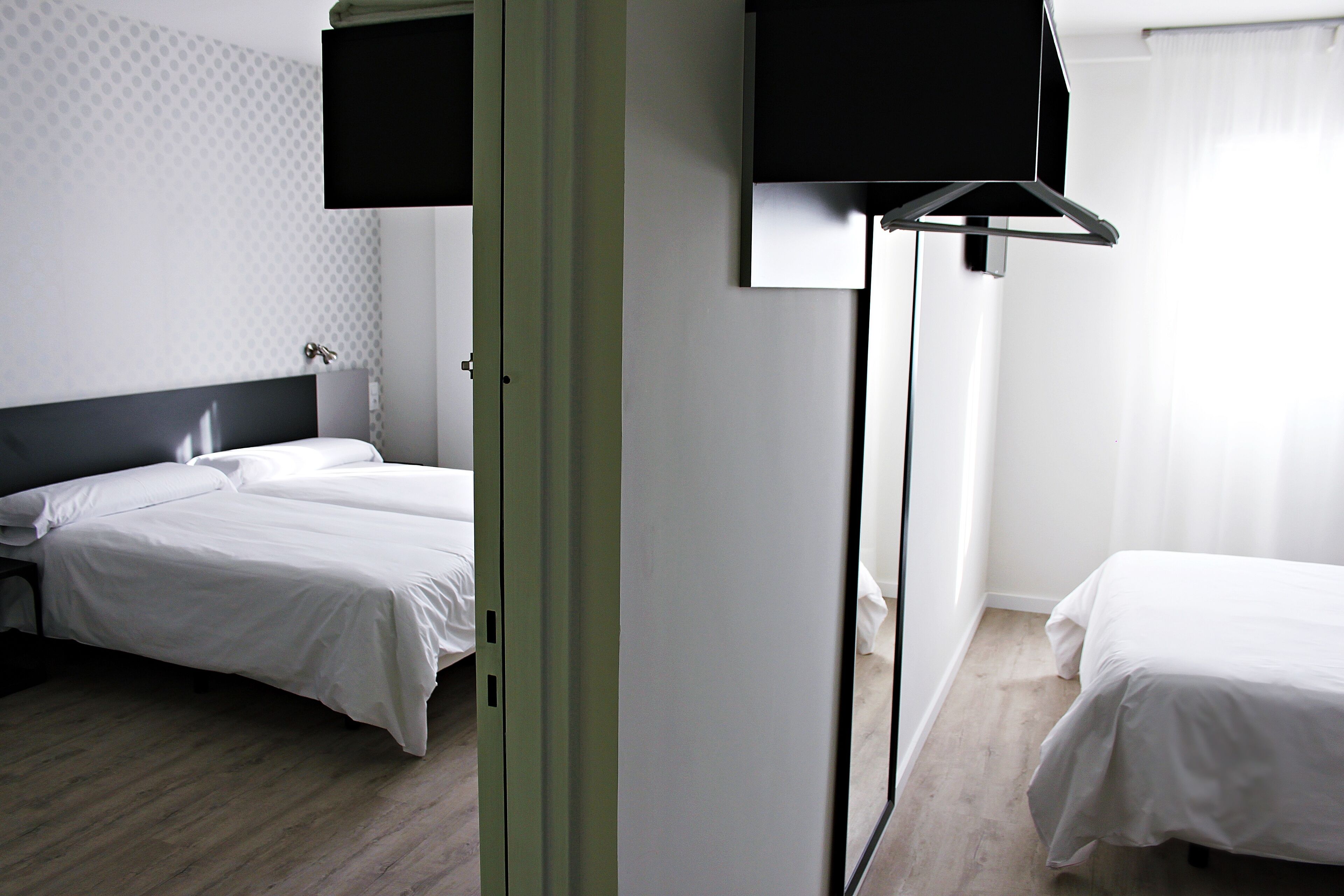 Photo - Checkin Urban Nevada