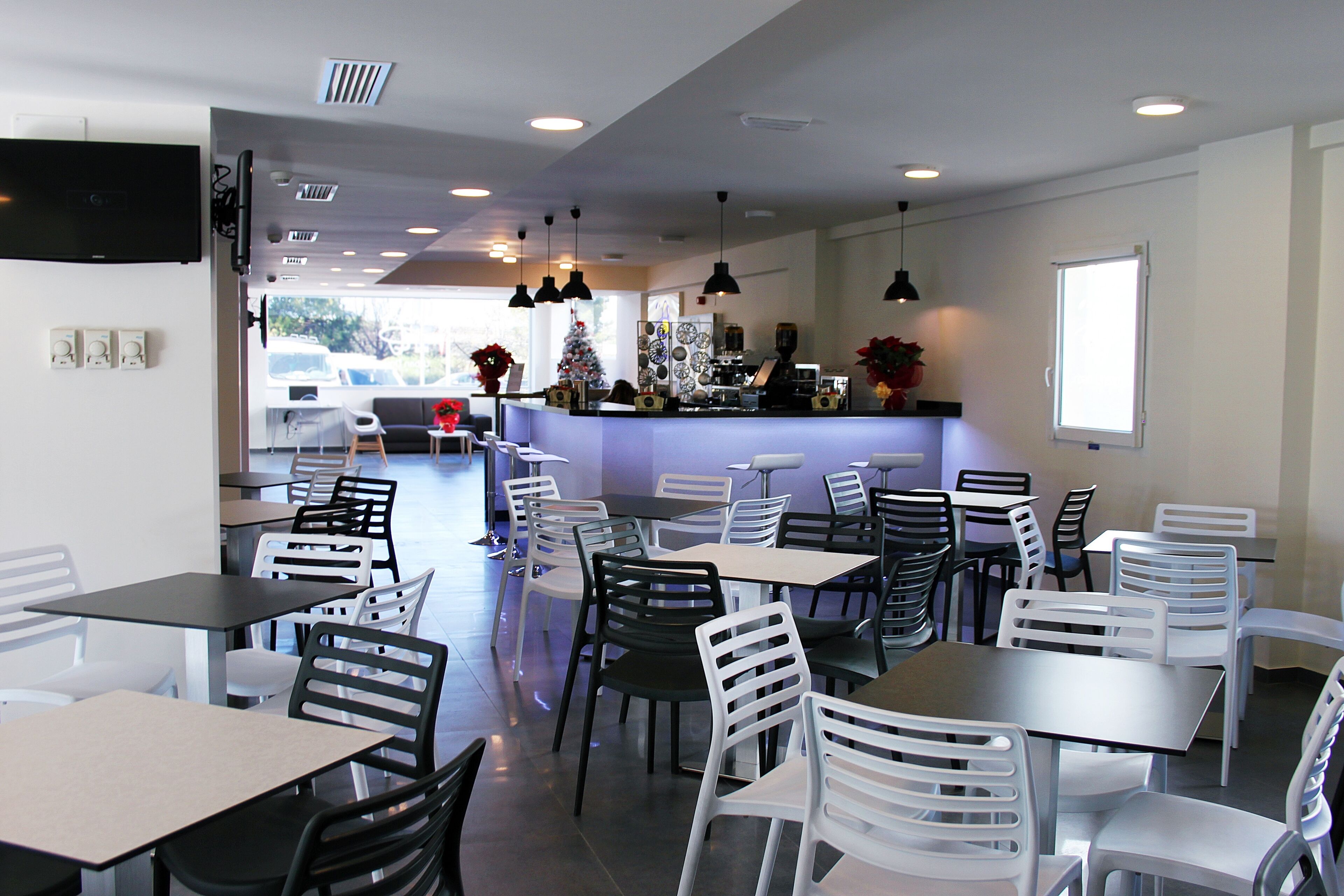 Photo - Checkin Urban Nevada