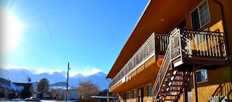 Mt Whitney Motel