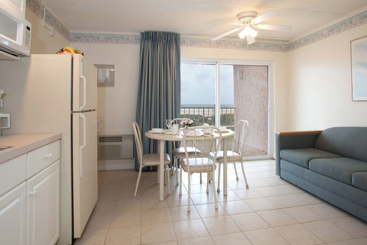 suite, 1 bedroom, oceanfront (c/d) | balcony view