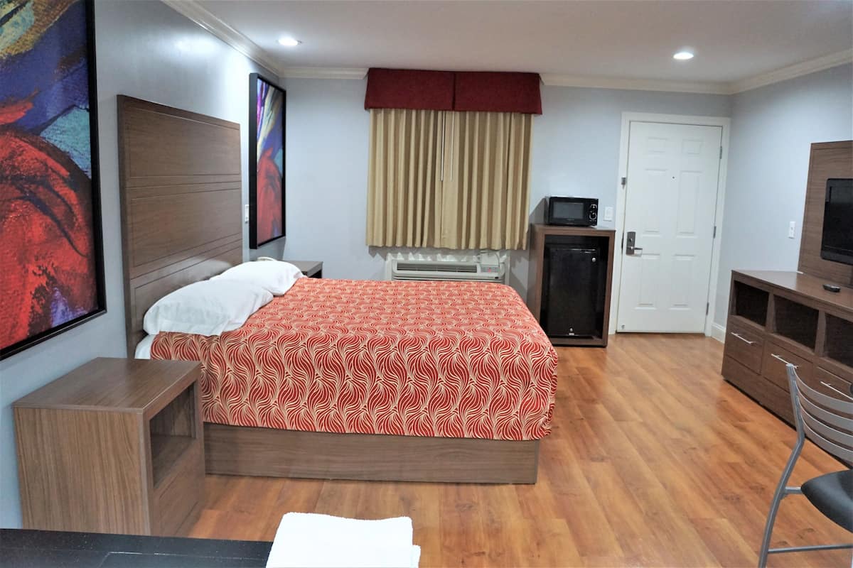 Standardzimmer, 1 King-Bett, Whirlpool
