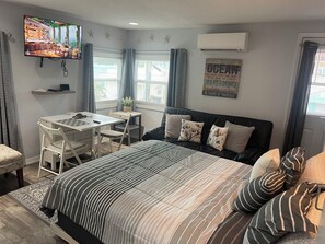 One Room Studio | Individually decorated, individually furnished, free WiFi - The Coral Resort (Clearwater Beach)