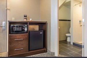 Desk, free WiFi, bed sheets, alarm clocks