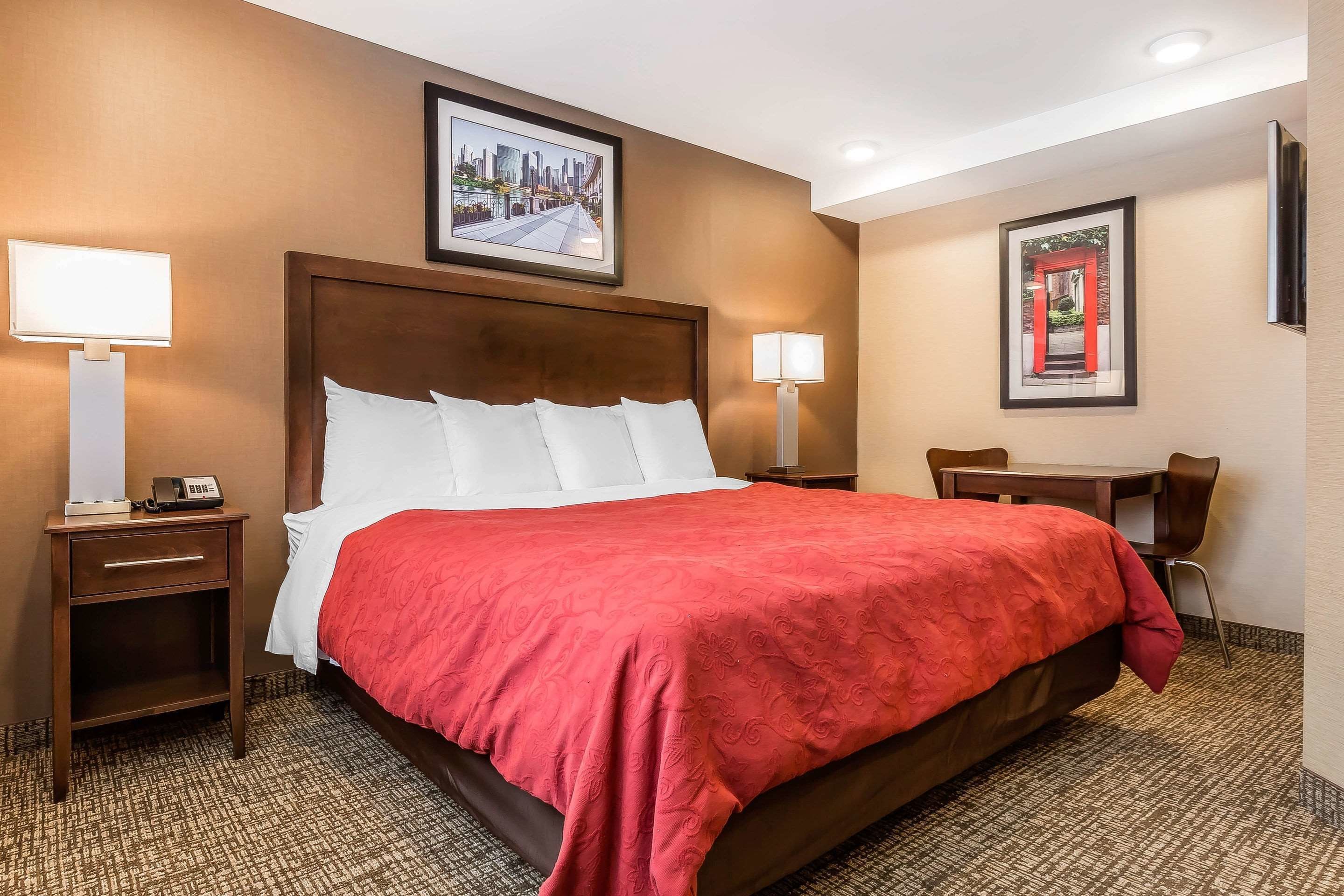 Photo - Rodeway Inn Chicago - Evanston