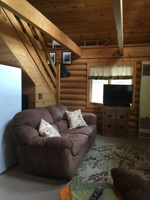 基本小屋, 2 間臥室 | 客廳