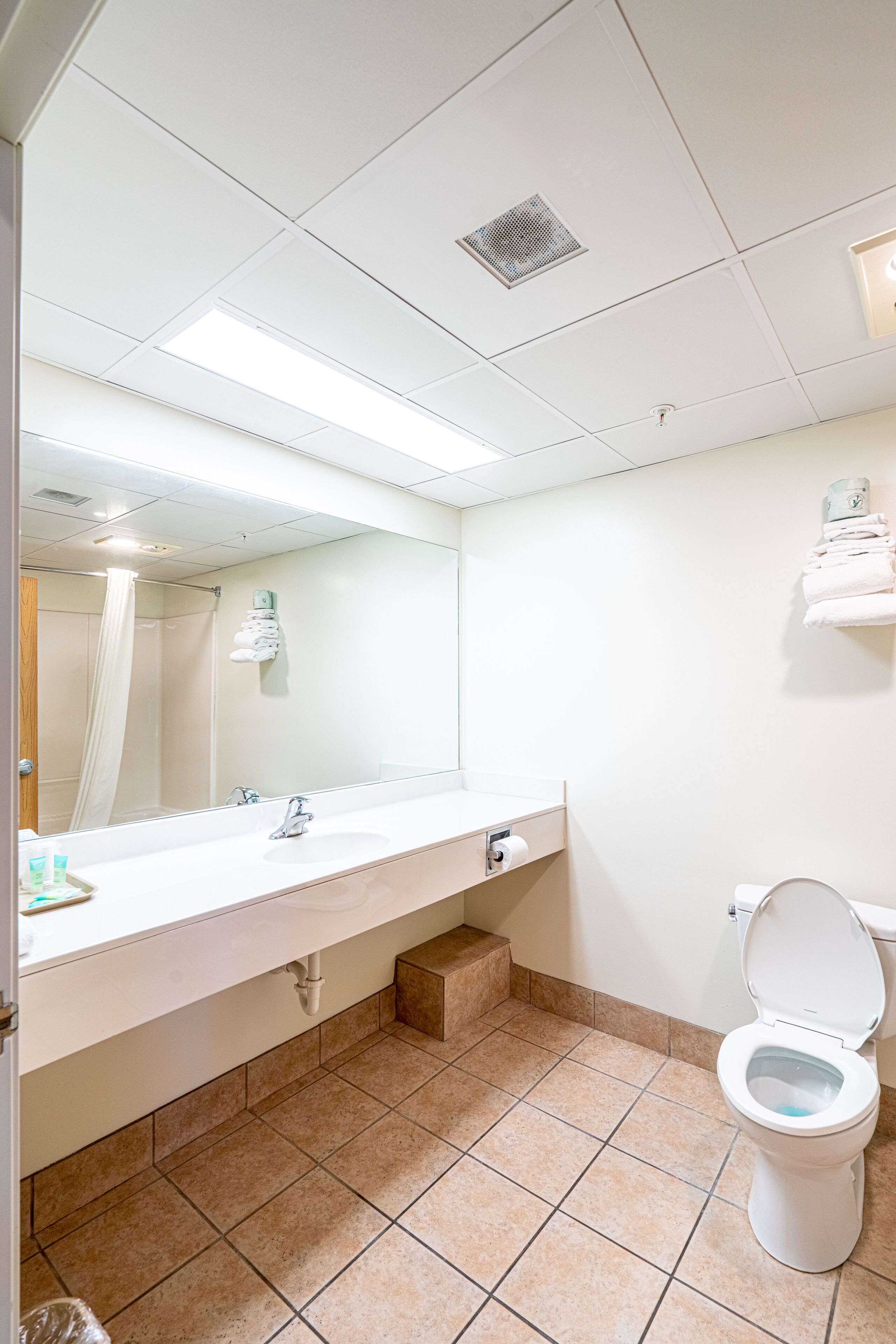 Photo - Anchorage Motel Inc.