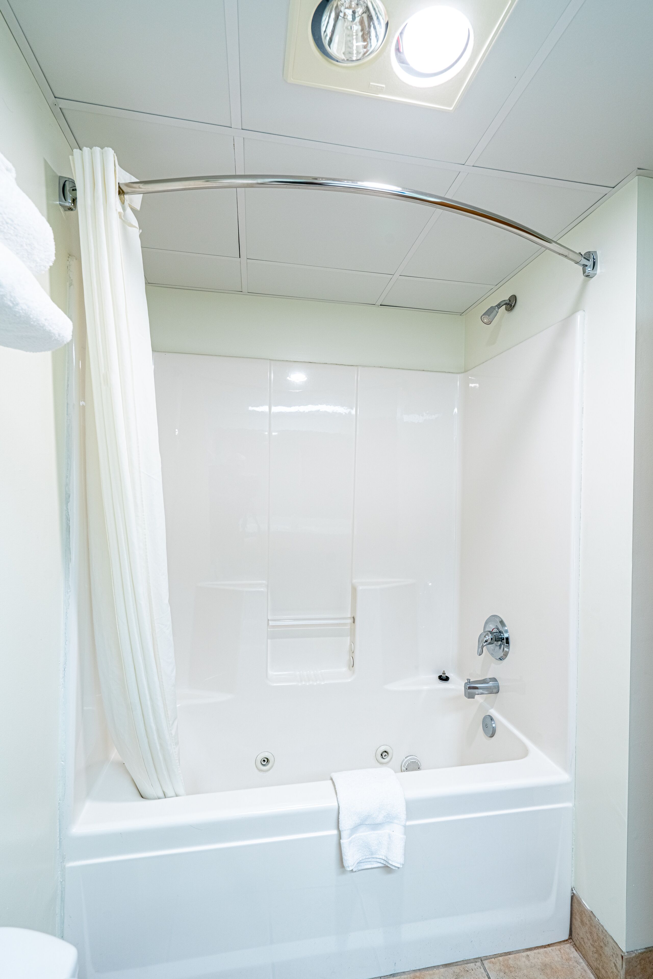 Photo - Anchorage Motel Inc.