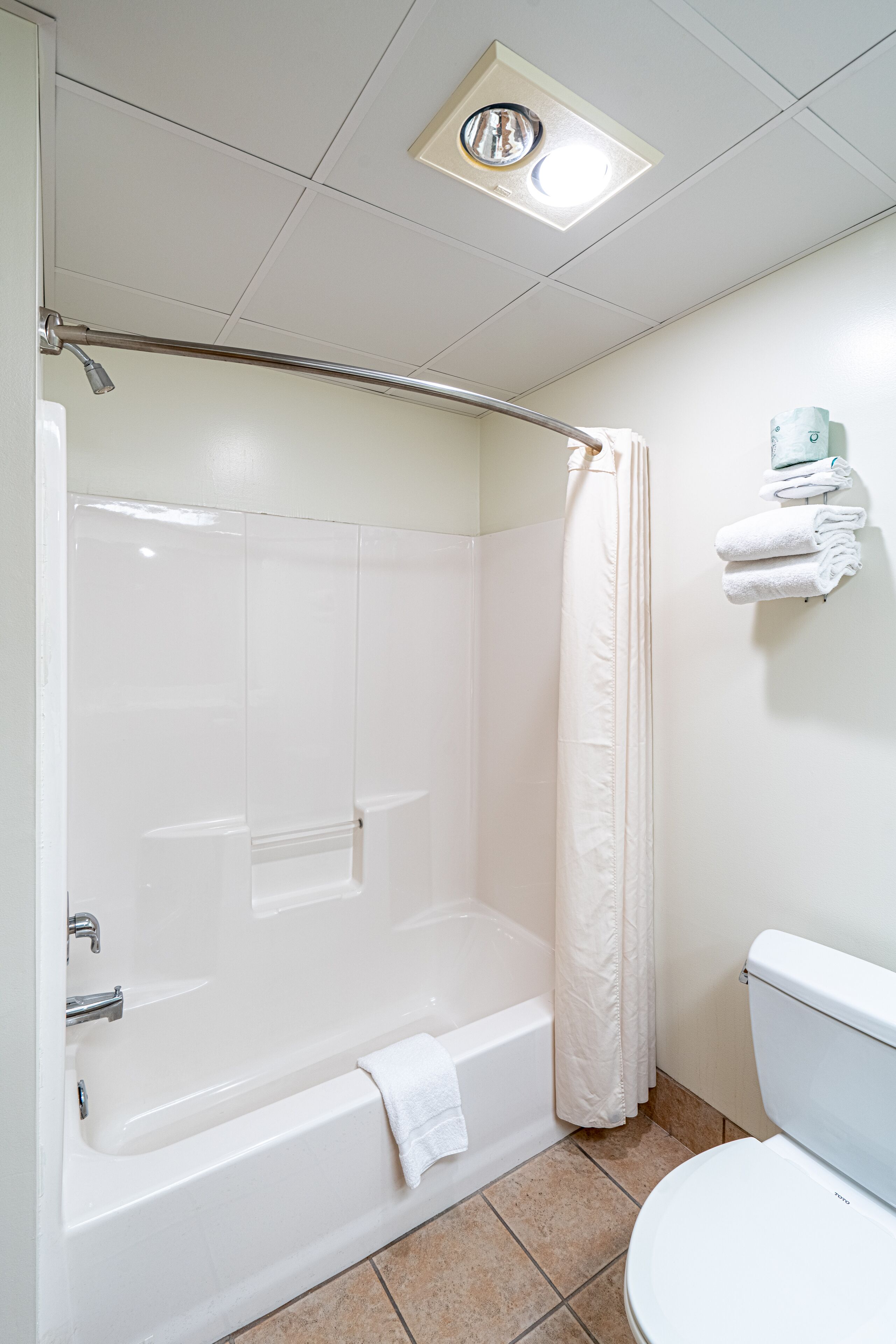 Photo - Anchorage Motel Inc.