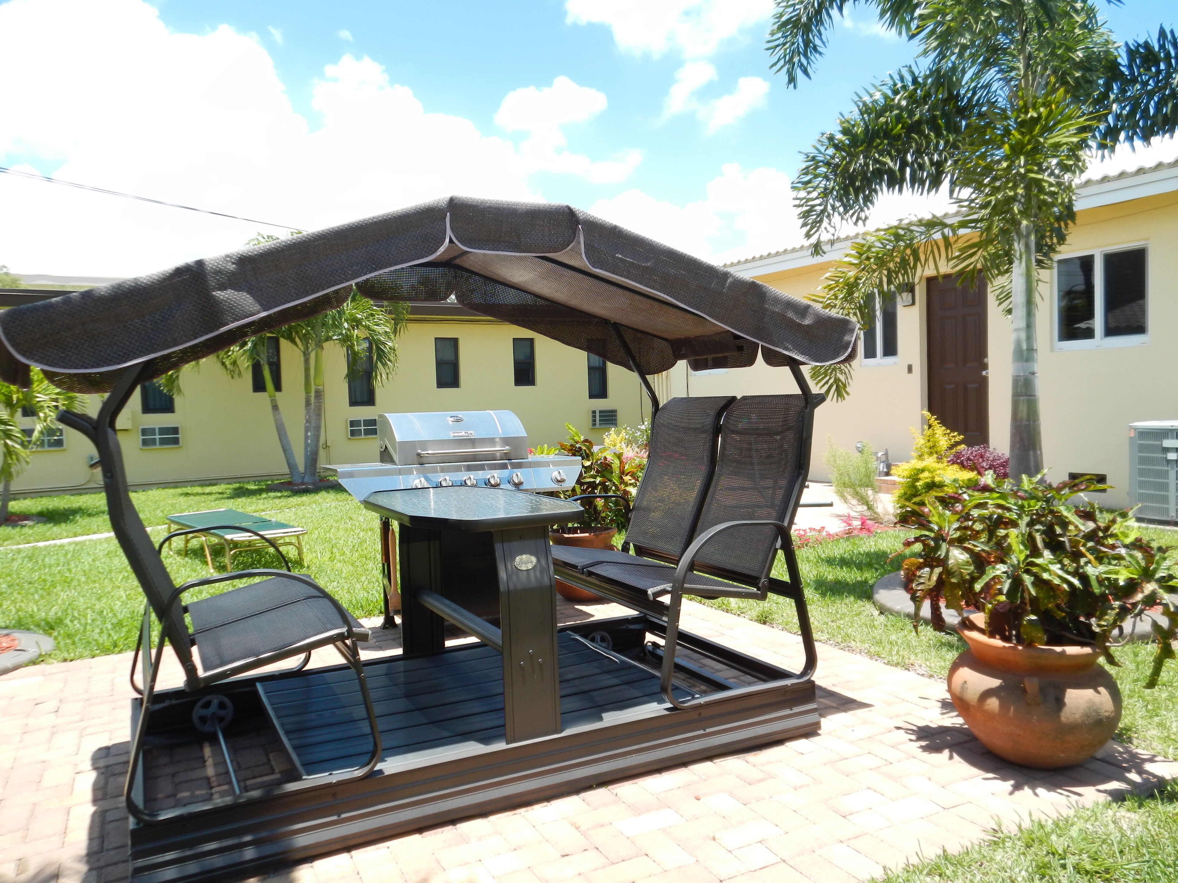 Superior Apartment | Property grounds