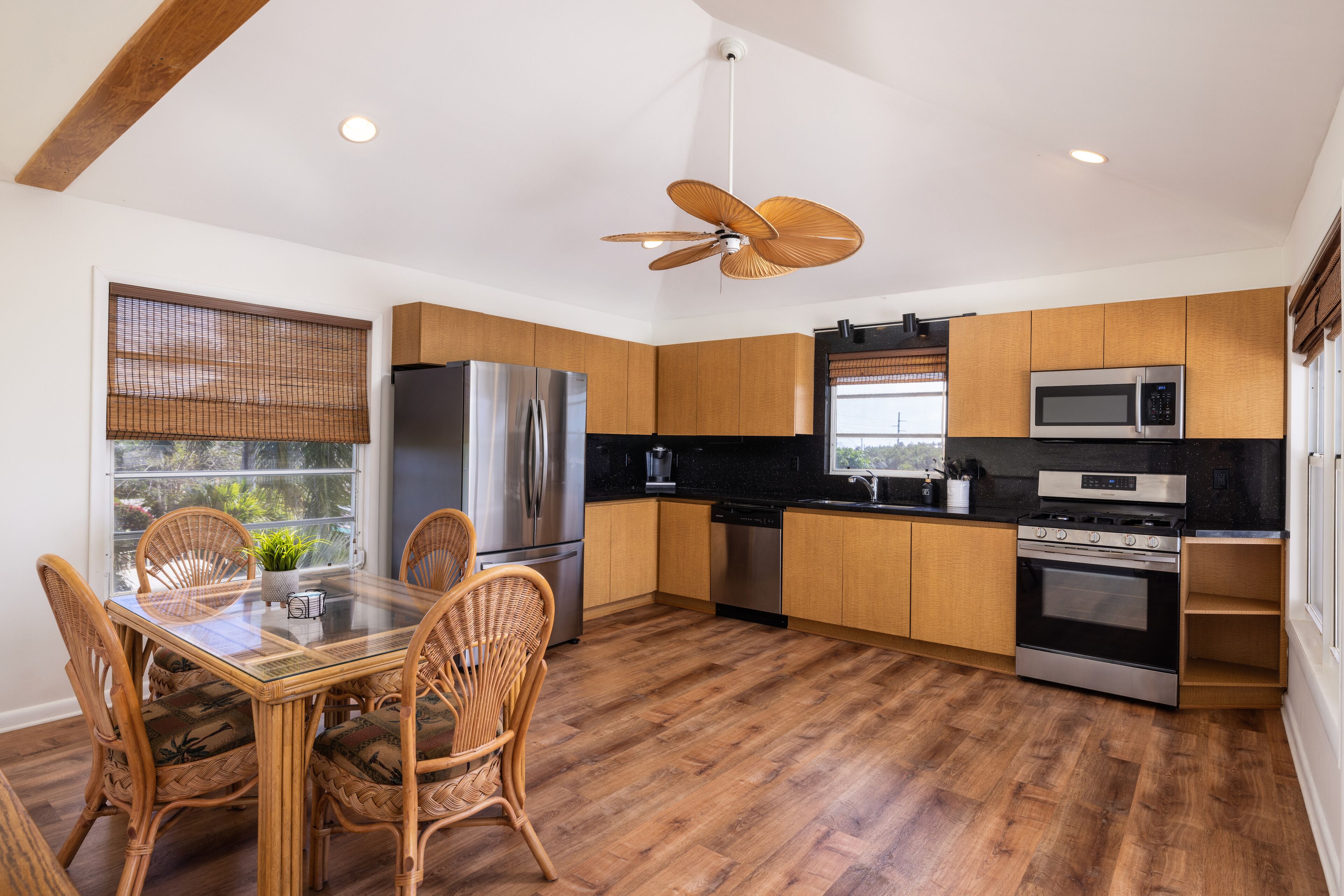 superior suite | private kitchen | fridge, microwave, coffee/tea maker, toaster