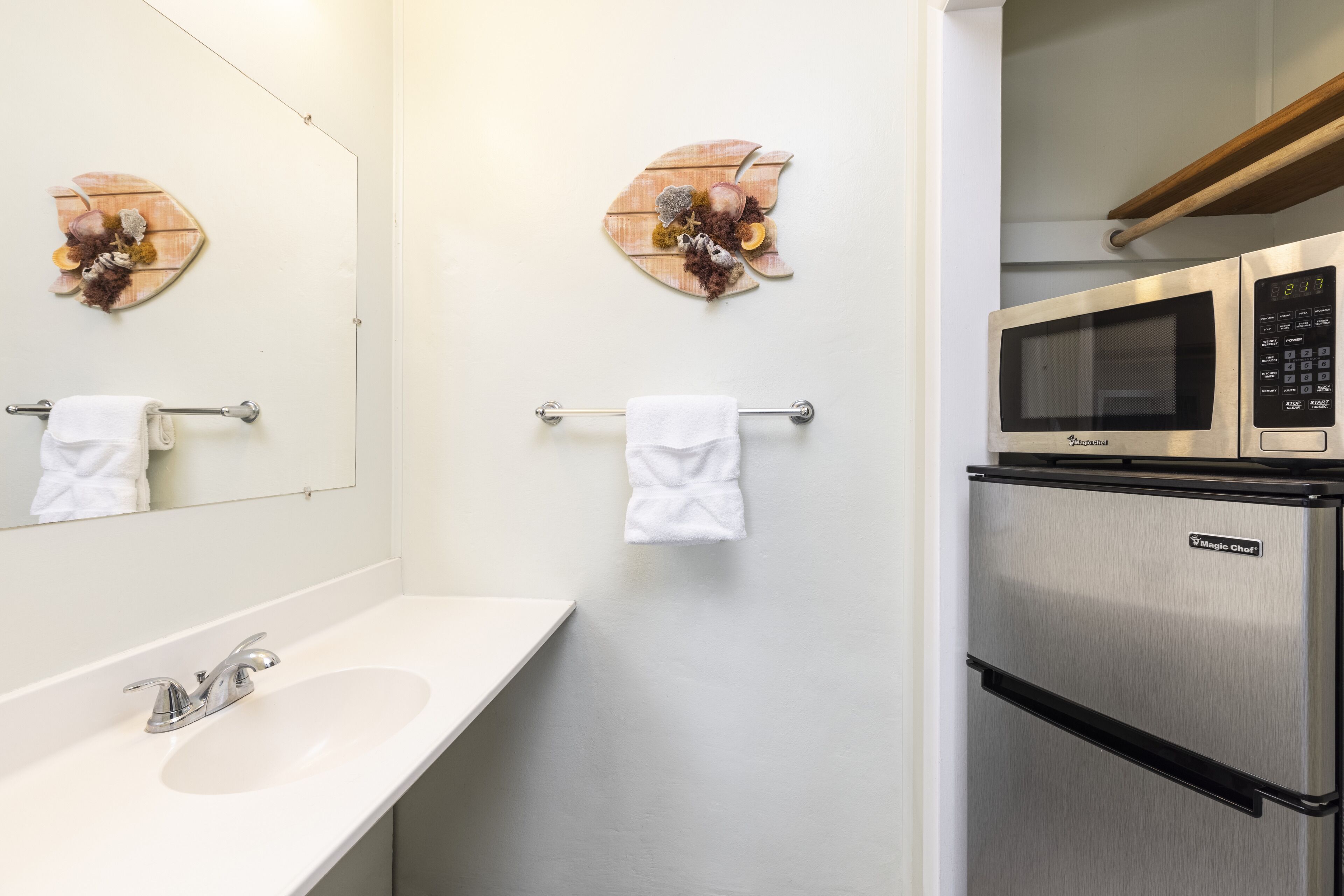 deluxe two double | private kitchen | fridge, microwave, coffee/tea maker, toaster