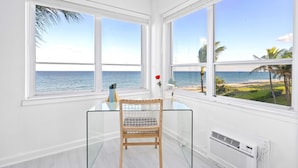 Premier-lejlighed - 1 kingsize-seng - ved stranden