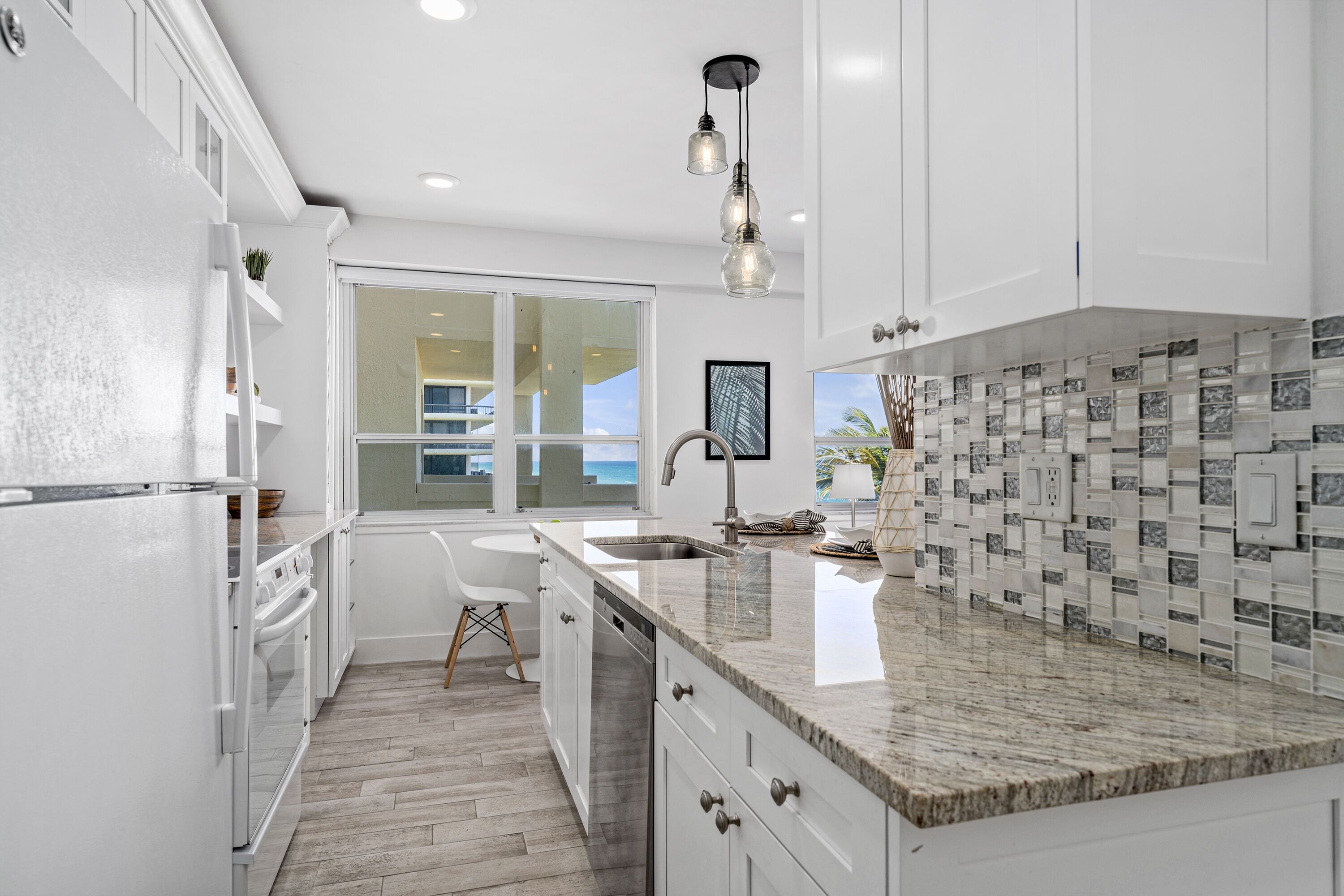 Premier Apartment, 2 Bedrooms, Beach View, Oceanfront | Premium bedding, individually decorated, individually furnished, desk