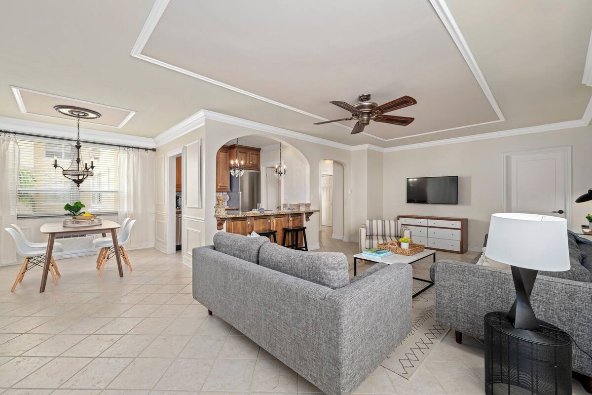Deluxe Apartment, 3 Bedrooms, Kitchen, Partial Ocean View | Premium bedding, desk, iron/ironing board, rollaway beds (surcharge)