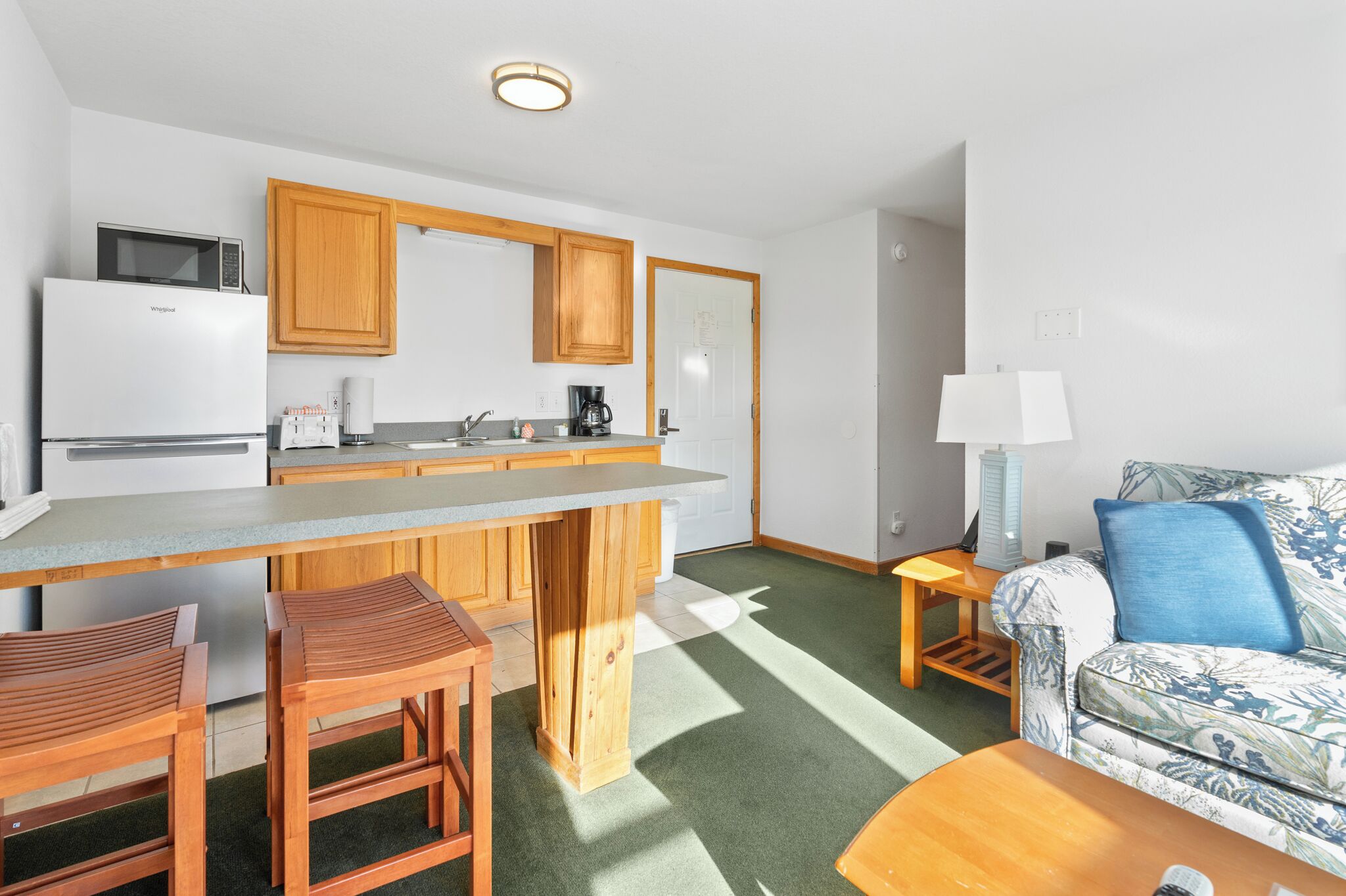 Standard Suite, 1 Bedroom, Non Smoking (Non-Harborfront Suite 304)