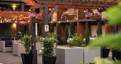 The Beaucatcher – A Boutique Motel