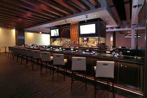 3 bars/lounges, poolside bar