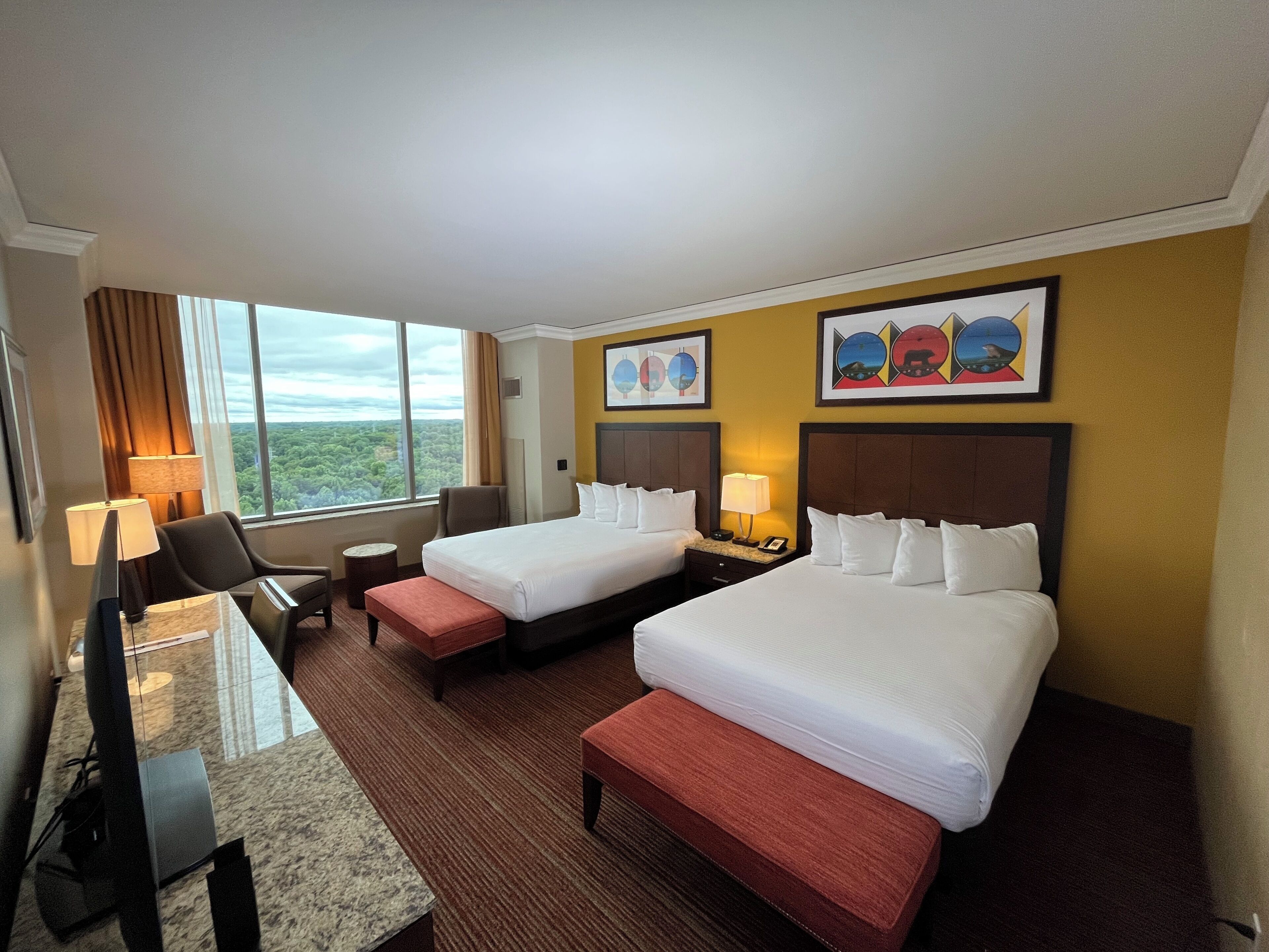 Habitación estándar, 2 camas Queen size | Ropa de cama de alta calidad, edredón y camas con pillow-top 