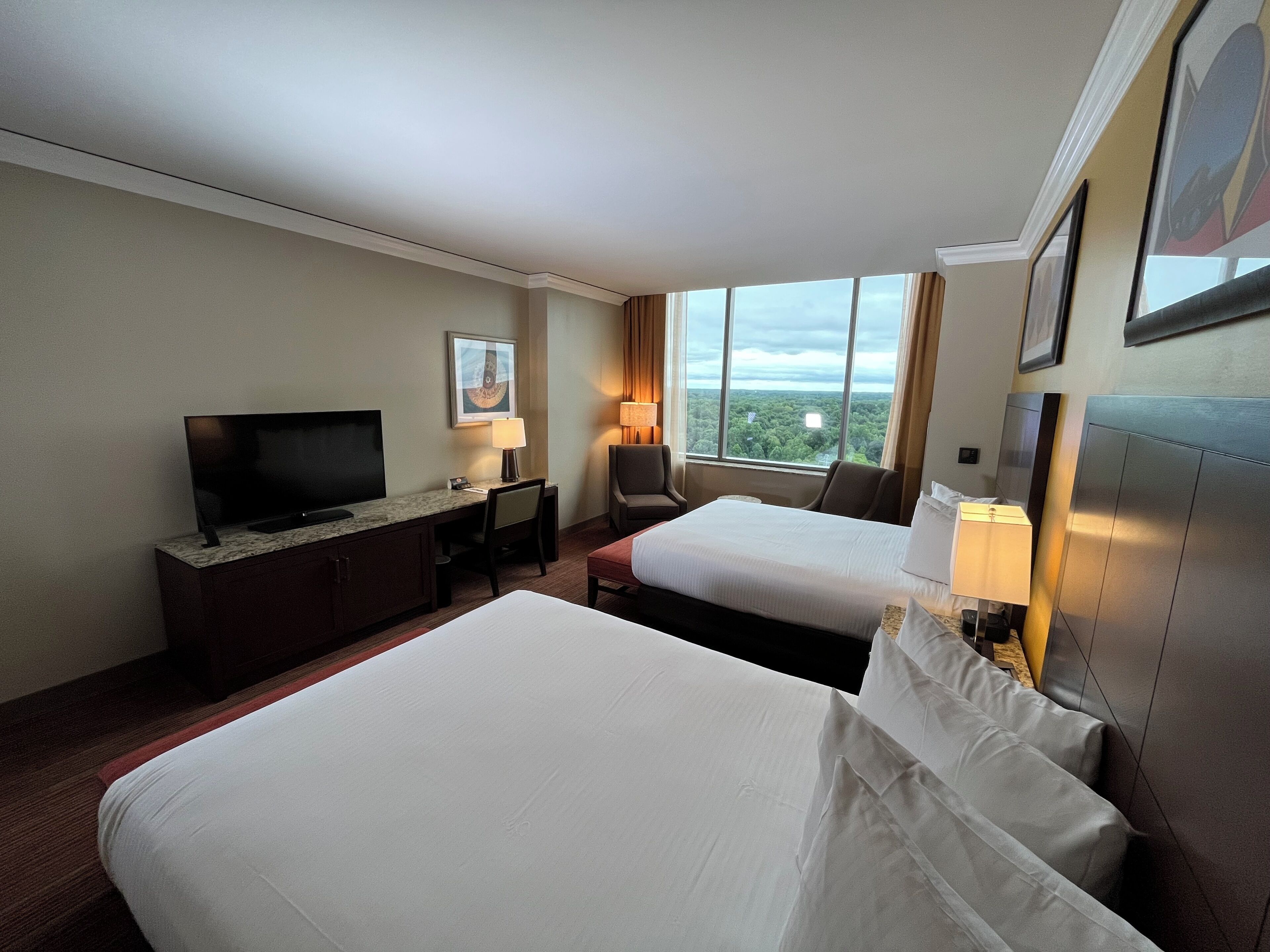 Kamar Standar, 2 Tempat Tidur Queen | Seprai premium, selimut bulu angsa, dan bantalan ekstra lembut