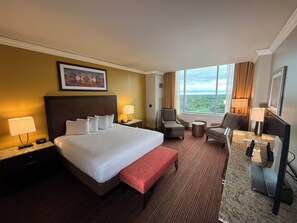 Standard Room, 1 King Bed (Adults 21yrs or older Only) | Premium bedding, down comforters, pillowtop beds, desk - Four Winds Casino Resort – New Buffalo (New Buffalo)