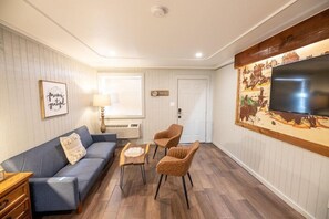 Living area - Big Texan Motel (Amarillo)