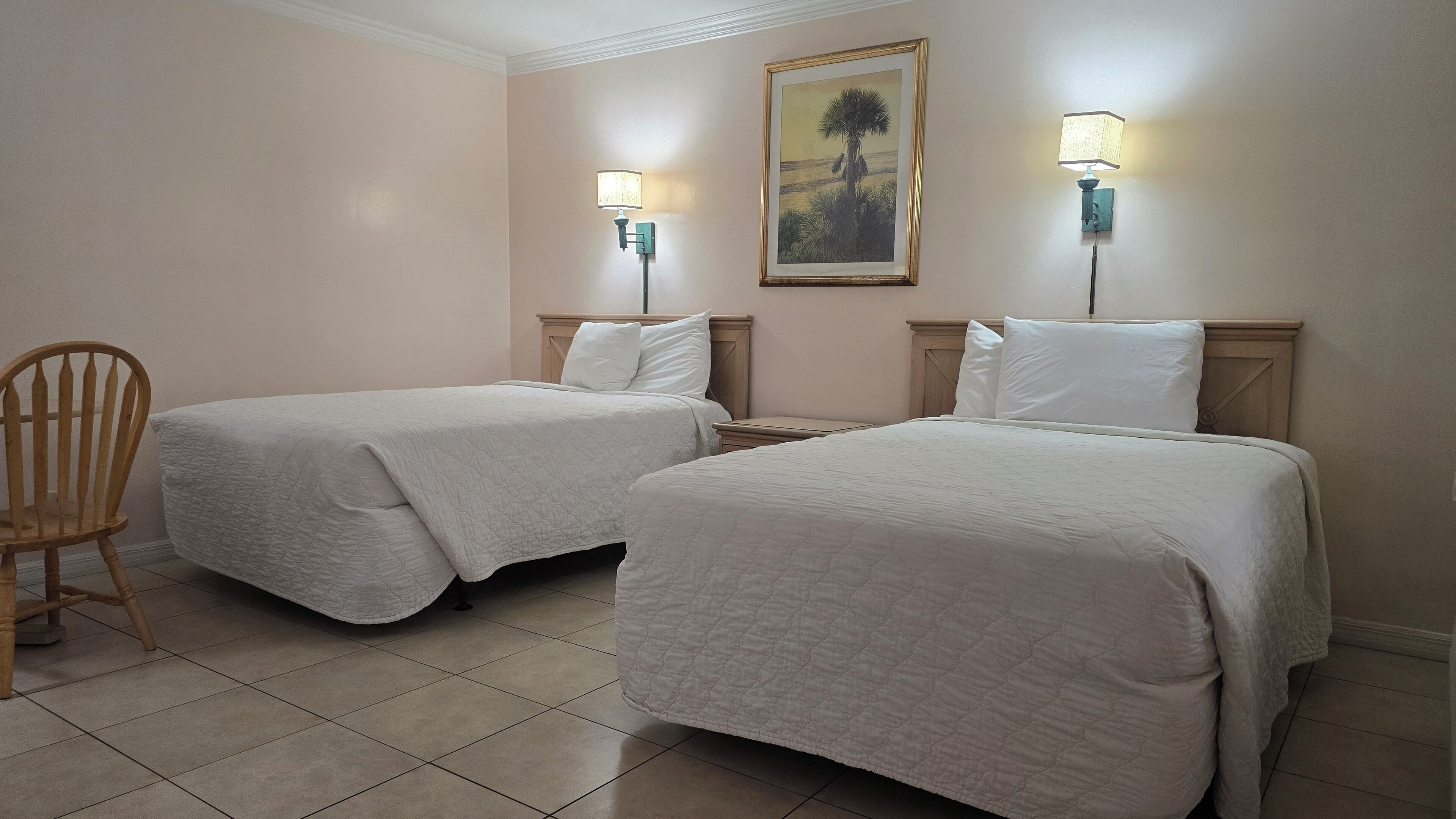 Studio Efficiency Double Beds with full kitchen | 書桌、手提電腦工作空間、熨斗/熨衫板、免費 Wi-Fi