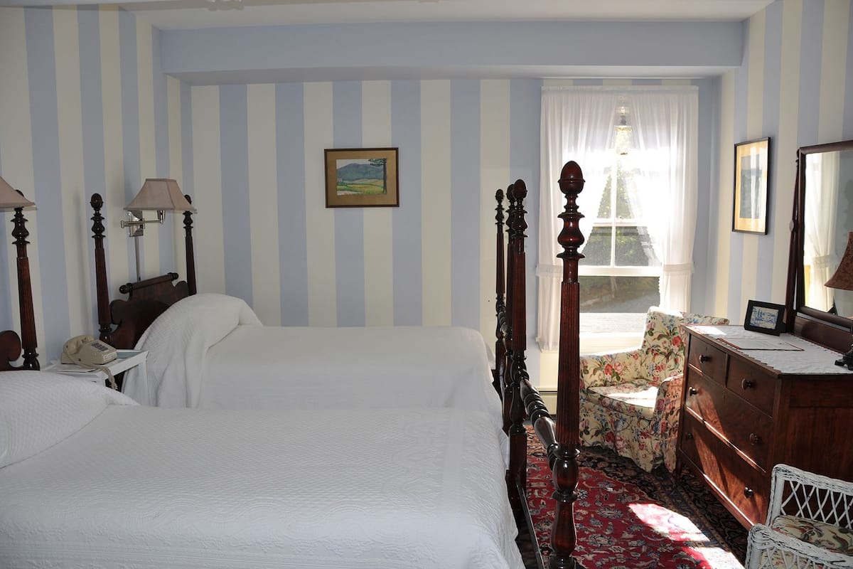 In-room safe, iron/ironing board, rollaway beds, free WiFi