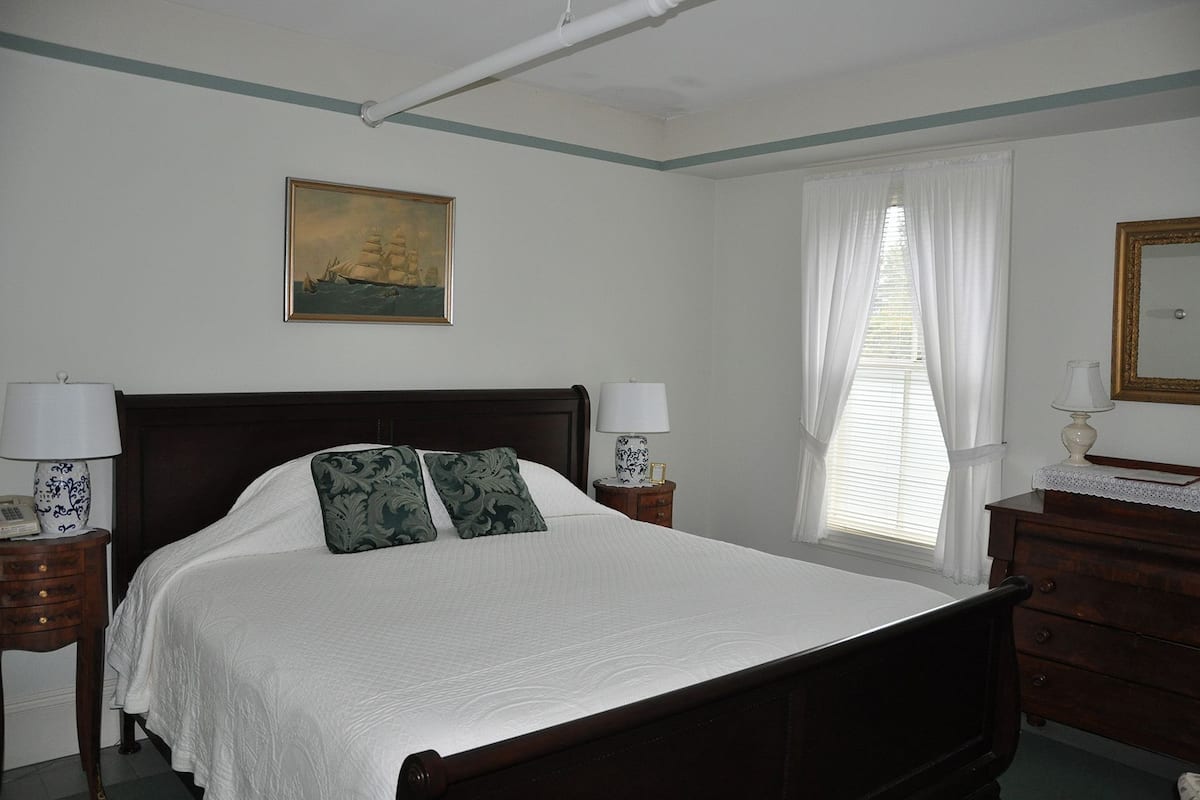 In-room safe, iron/ironing board, rollaway beds, free WiFi