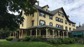 Pemandangan dari kamar