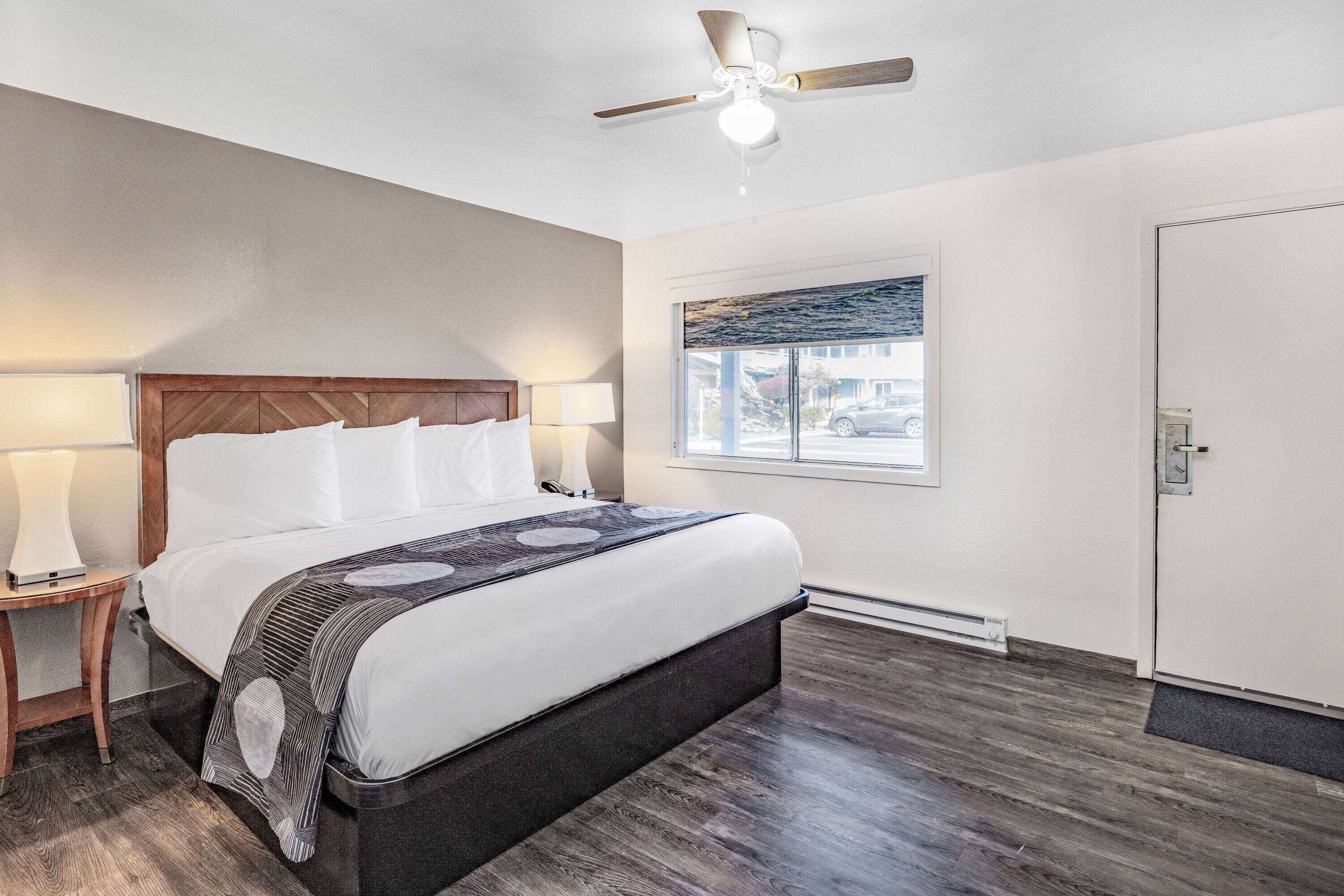 Rum - 1 dubbelsäng - icke-rökare | Mörkläggningsgardiner, gratis wi-fi och sängkläder