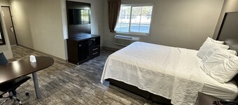 Red Roof Inn Hayward