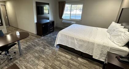 Red Roof Inn Hayward