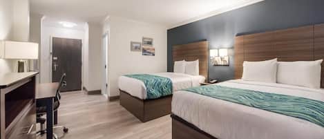 Skrivbord, mörkläggningsgardiner, strykjärn/strykbräda och gratis wi-fi