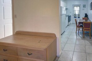 Interior - Richard s Motel Extended Stay (Hallandale Beach)